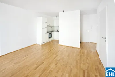 Zweizimmerwohnung mit Loggia!