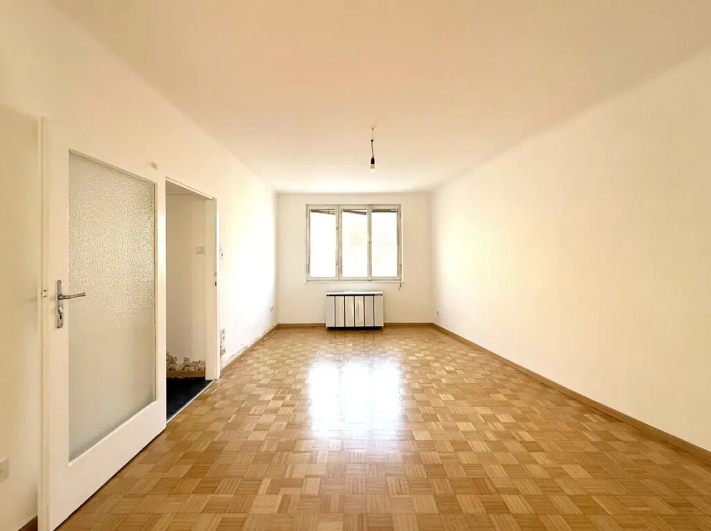 FREIER MIETZINS! WERTSTEIGERUNG durch SANIERUNG! Optimale 2-Zimmer-Wohnung für Paare oder Singles. - Ansicht 2