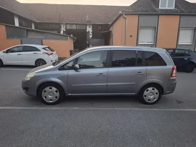 Opel Zafira 1,7 CDTI Cosmo DPF