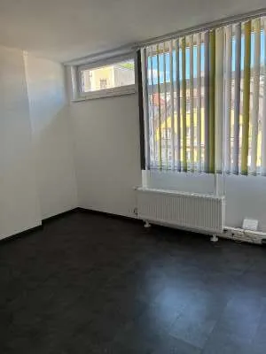 Büro/ Praxis Räume in zentraler Lage zu vermieten - Ansicht 3