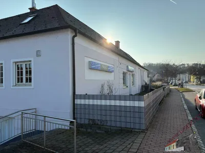 10-Zimmer-Haus mieten in Mattersburg – 700 m², € 2.430