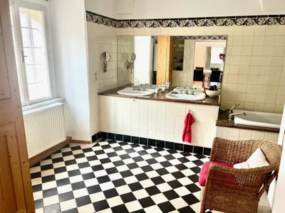3-Zimmer-Wohnung kaufen in Waidhofen an der Thaya – 137 m², € 190.000 – Bild 16 von 37