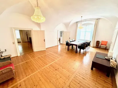 3-Zimmer-Wohnung kaufen in Waidhofen an der Thaya – 137 m², € 190.000 – Bild 2 von 37