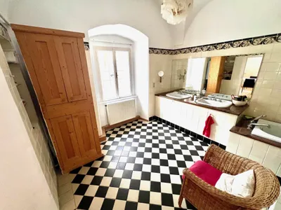 3-Zimmer-Wohnung kaufen in Waidhofen an der Thaya – 137 m², € 190.000 – Bild 15 von 37