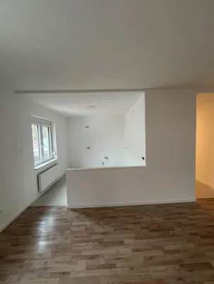 4-Zimmer-Wohnung mieten in Eisenstadt – 110 m², € 1.113 – Bild 3 von 8