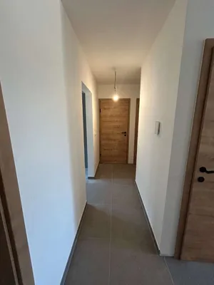 7-Zimmer-Gewerbeimmobilie mieten in Salzburg-Umgebung – 456 m², € 4.560 – Bild 21 von 31