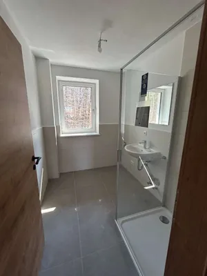 7-Zimmer-Gewerbeimmobilie mieten in Salzburg-Umgebung – 456 m², € 4.560 – Bild 24 von 31