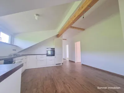 4-Zimmer-Wohnung mieten in Salzburg-Umgebung – 101 m², € 1.820 – Bild 1 von 9