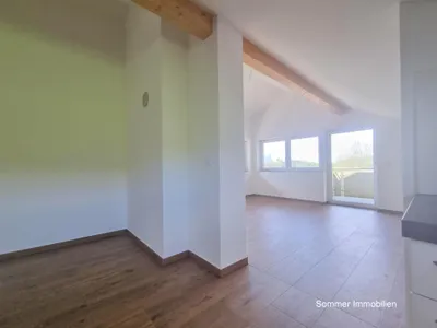4-Zimmer-Wohnung mieten in Salzburg-Umgebung – 101 m², € 1.820 – Bild 4 von 9