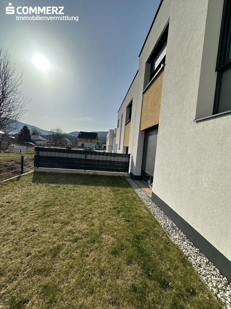 Charmante Doppelhaushälfte mit Gartenidylle – pohled 2