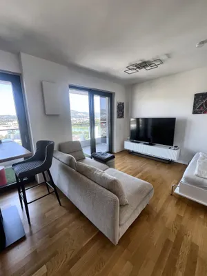 1-Zimmer-Wohnung mieten in Linz – 34 m², € 852 – Bild 3 von 16