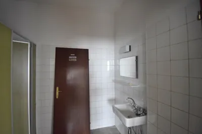 4-Zimmer-Gewerbeimmobilie mieten in Linz Land – 131 m², € 1.100 – Bild 5 von 6