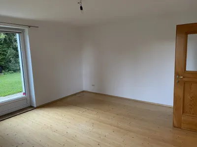 2-Zimmer-Wohnung mieten in Gmunden – 65 m², € 705 – Bild 2 von 5