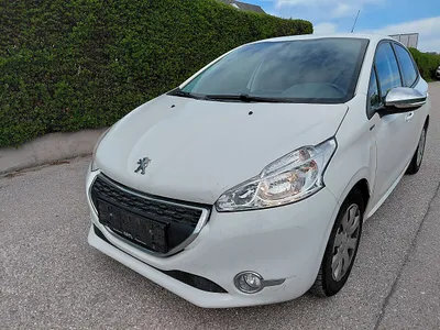 Peugeot 208 Allure 1,2 VTi 82