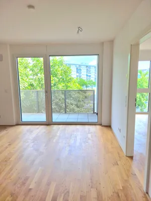 Moderne, helle Erstbezugswohnung / Loggia / Privatsphäre / Weitblick / U1 Kagran und Alte Donau