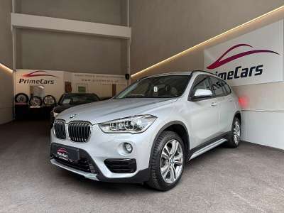 BMW X1 xDrive18d Sport Line Aut./KAMERA/KOMFORTZUGA...