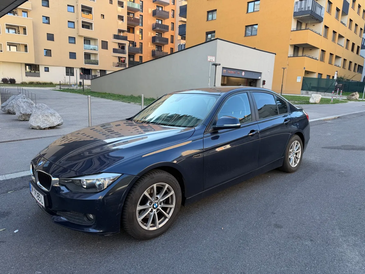 BMW 3 Series 2014 photo 2