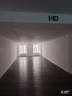 2-Zimmer-Gewerbeimmobilie mieten in Salzburg Stadt – 150 m², € 4.380 – Bild 2 von 10