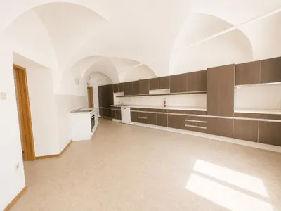 5-Zimmer-Wohnung kaufen in Grieskirchen – 160,62 m², € 109.000 – Bild 4 von 14