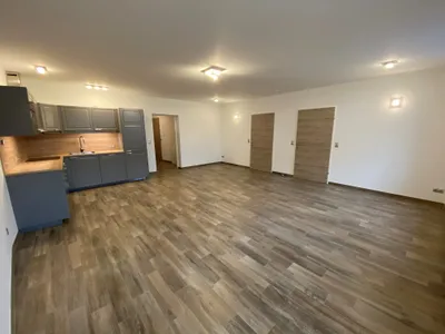 3-Zimmer-Wohnung mieten in Tulln – 90 m², € 820 – Bild 1 von 6