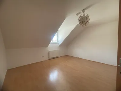 3-Zimmer-Wohnung mieten in Sankt Veit an der Glan – 103 m², € 1.100 – Bild 6 von 12
