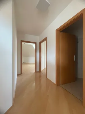 3-Zimmer-Wohnung mieten in Sankt Veit an der Glan – 103 m², € 1.100 – Bild 4 von 12