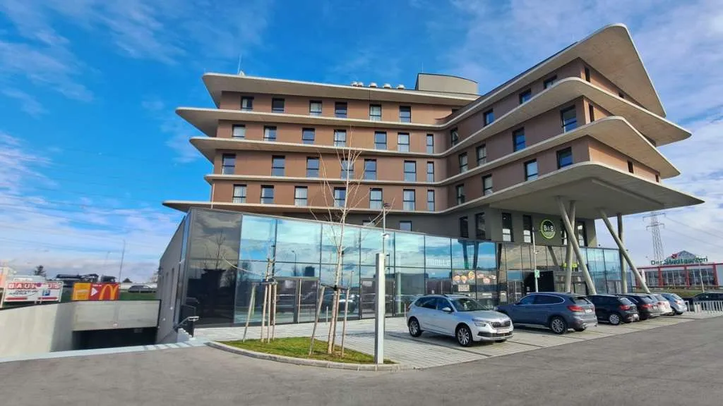 Großzügige Gewerbefläche im Neubau zu Mieten - Ansicht 3