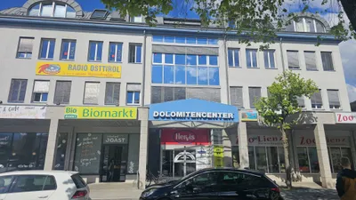 Gewerbeimmobilie mieten in Lienz – 1 468 m² – Bild 1 von 4