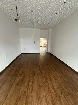 2-Zimmer-Gewerbeimmobilie mieten in Baden – 45 m², € 896 – Bild 4 von 12