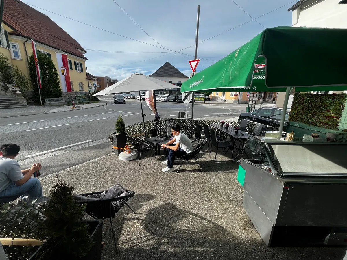 Cafehaus/ Bar in Top Lage in Andorf! - Ansicht 3