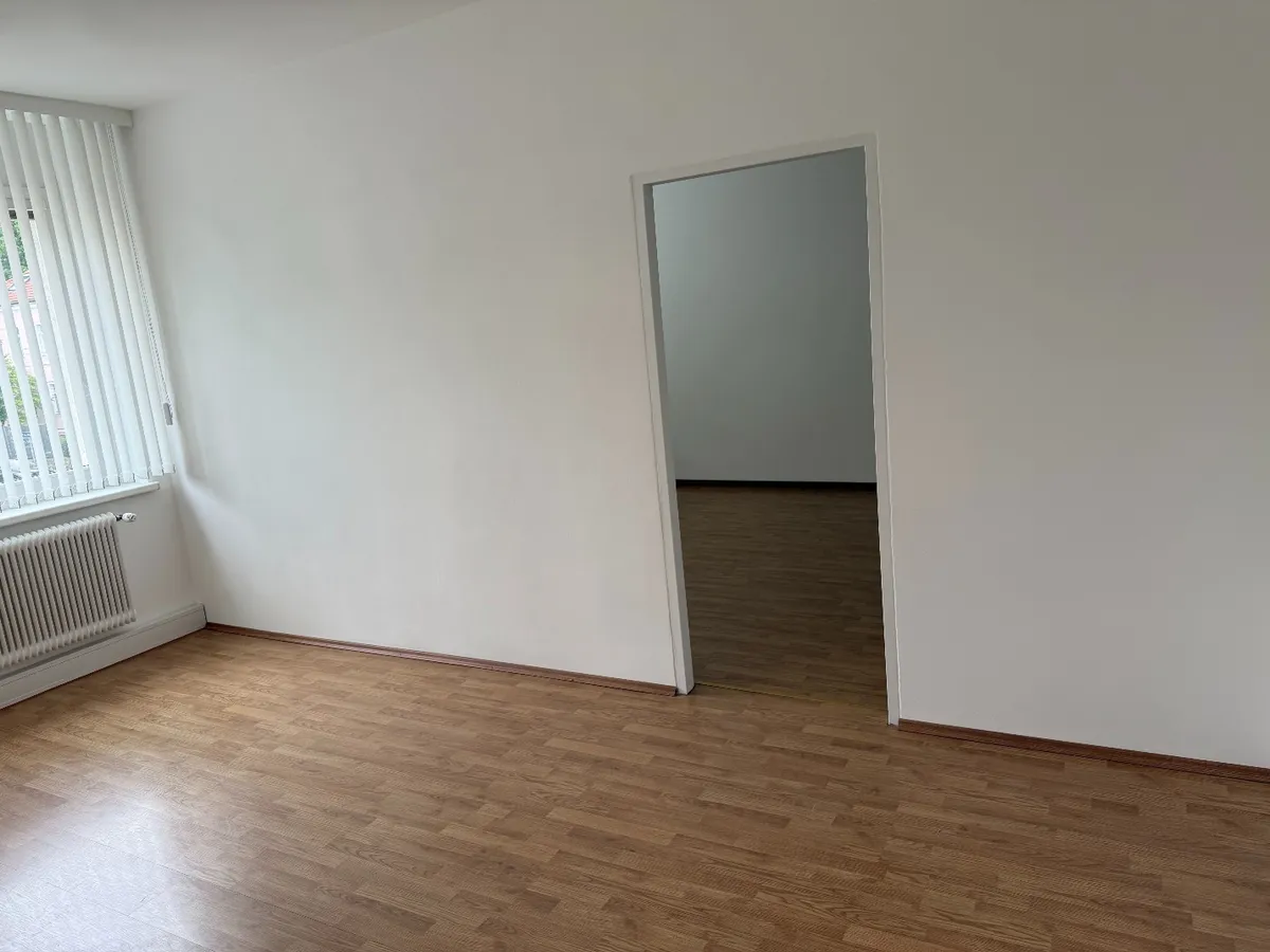kleines Büro für Freiberuflicher/ Selbstständige - Ansicht 2