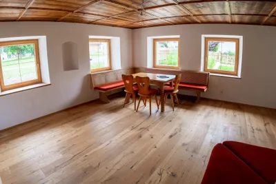 5-Zimmer-Wohnung mieten in Reutte – 143 m², € 2.150 – Bild 5 von 27