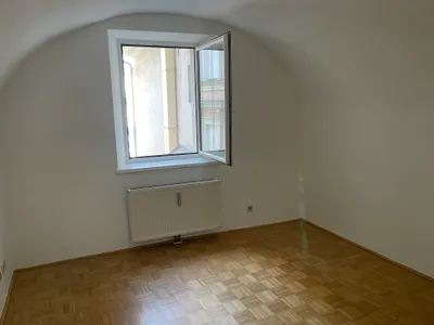 1-Zimmer-Wohnung mieten in Klagenfurt – 33 m², € 440 – Bild 4 von 5