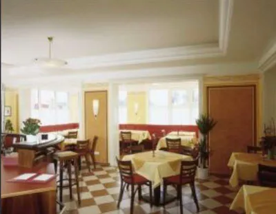 15-Zimmer-Gewerbeimmobilie mieten in Ried im Innkreis – 300 m², € 2.500 – Bild 6 von 6