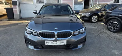BMW 3er-Reihe 330e Advantage PHEV Touring Aut. *AHK*Leder*