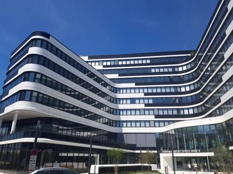 Moderne Büroflächen mit top-Ausstattung in der Airportcity in 1300 zu mieten - Ansicht 2