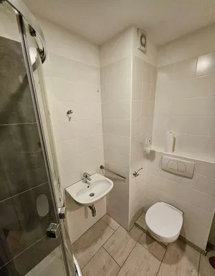1-Zimmer-Wohnung mieten in Baden – 41 m², € 599 – Bild 11 von 22