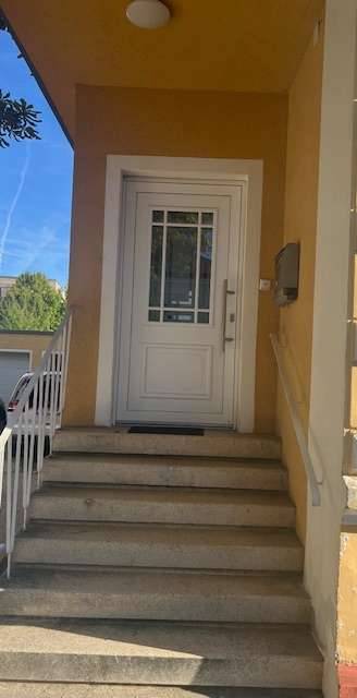 Schöne Altbauwohnung mit eigenem Garten in Toplage Wels - Ansicht 2
