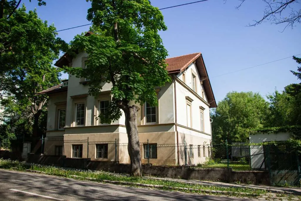 Villa Roncali - Bestandsfreie Zinsvilla in Bestlage des Währinger Cottage mit Entwicklungspotenzial (Teilabbruch möglich) – pohled 2