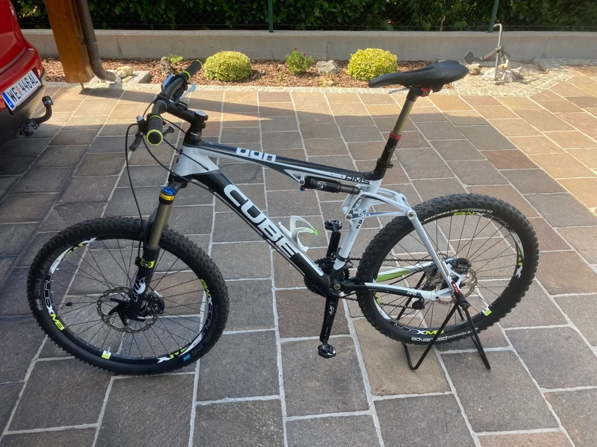fahrrad sattelstütze größen Kerzensattelstütze, 27,2 x 300 mm MTB Sattelstange Fahrrad Sattelrohr, Fahrrad Sattel Stütze Kerze Sattelstange Durchmesser für Mountainbike Rennrad Cityrad Sport & Freizeit Greeano Vorratsgläser eckig mit Jubilee Color:Magma Red Air Leather / Black Anodized