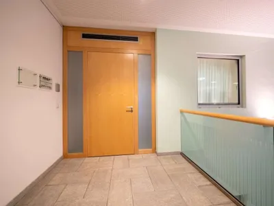 3-Zimmer-Gewerbeimmobilie mieten in Vöcklabruck – 72 m², € 989 – Bild 7 von 14