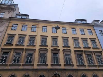 Altbauwohnung in Hofruhelage