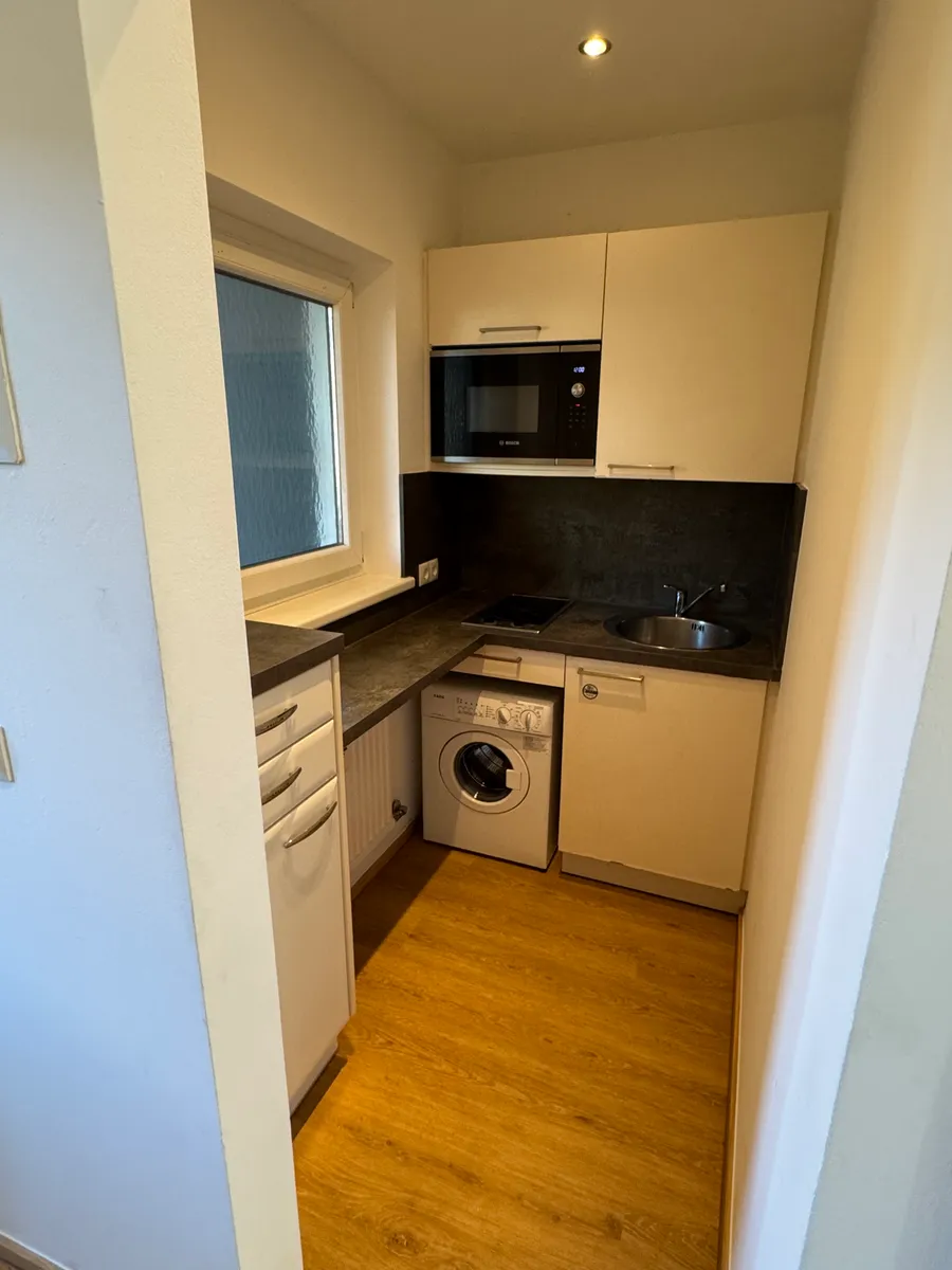 Garcionerre mit Westbalkon zu vermieten - Ansicht 3