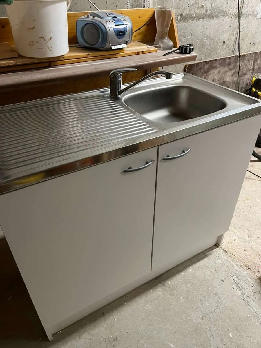Spülenschrank/ Küchenspüle mit einer integrierten Edelstahlspüle, Küchenunterschrank, Unterschrank, € 60,- (4160 Aigen im Mühlkreis)