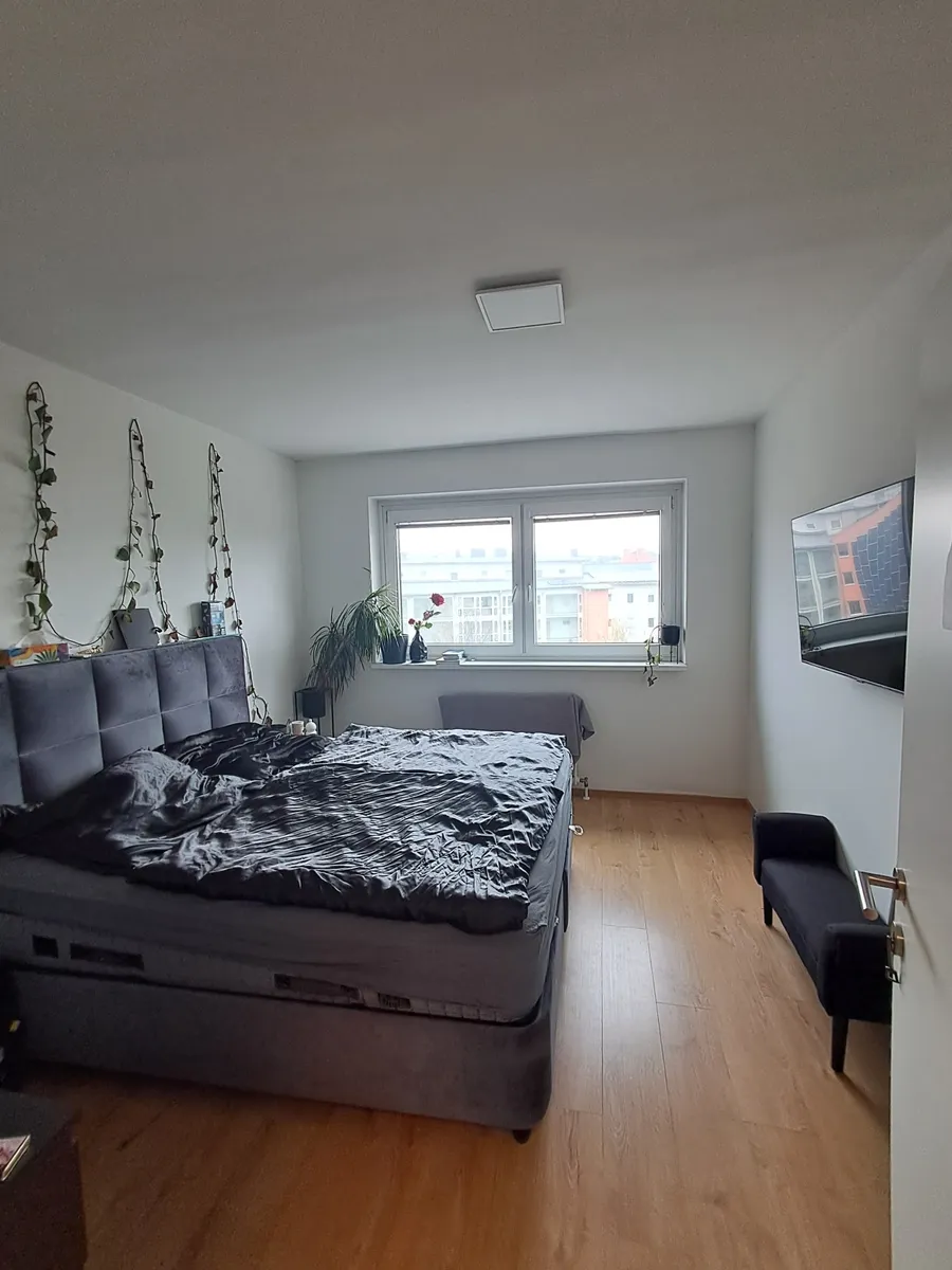 Ruhige 3 Zimmer Wohnung mit Loggia & Garage - Ansicht 3