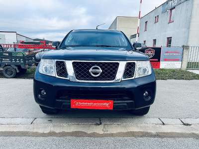 Nissan Navara / NP300 Navara King Cab Navara SE 2,5 16V DPF 4x4 Pickup