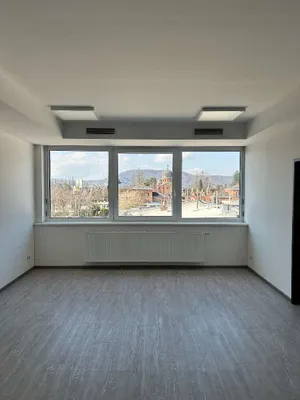 Gewerbeimmobilie mieten in Graz – 280 m², € 4.711 – Bild 2 von 11
