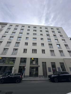 Wohntraum nahe Staatsoper - lichtdurchflutete 3-Zimmer-Wohnung imo 7. Lift-Stock – Bild 2