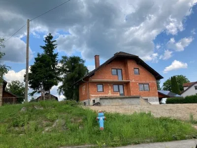 4-Zimmer-Haus kaufen in Gmünd – 127 m², € 200.000