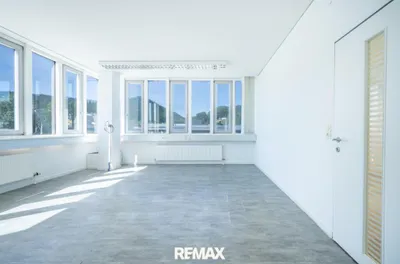 5-Zimmer-Gewerbeimmobilie mieten in Salzburg-Umgebung – 110 m², € 1.407 – Bild 9 von 18